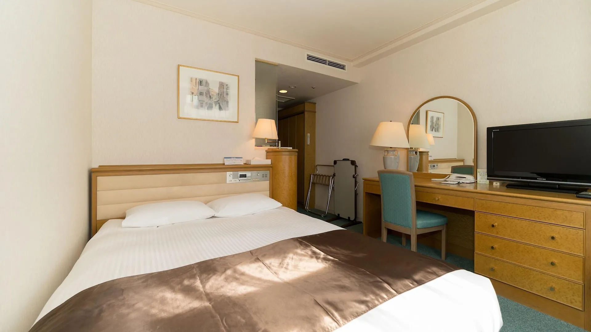 Tokyo Grand Hotel 3*,