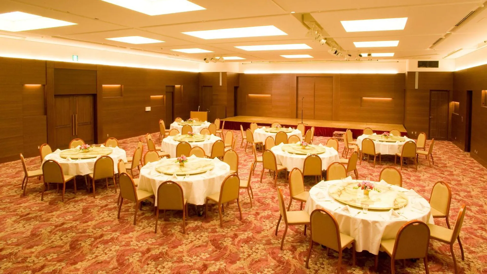 Tokyo Grand Hotel